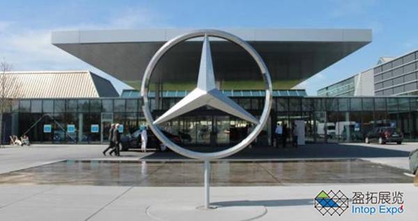 德国法兰克福国际汽车及零配件展览会.jpg