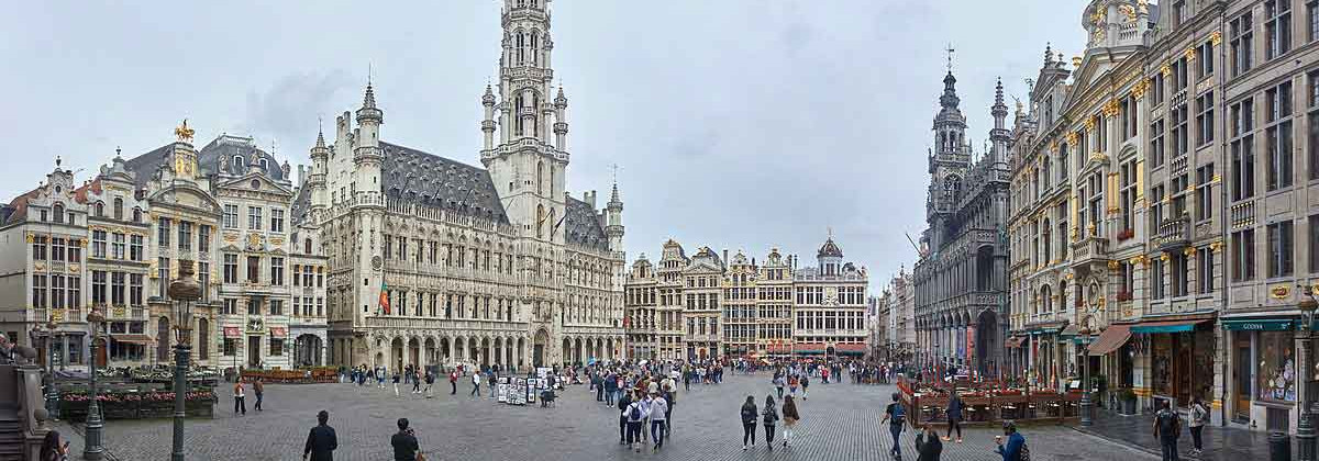 90b34df57dc83fc866d8f4767bbd84d0_l_grand-place-_brussels_-_panorama-_june_2018.jpg