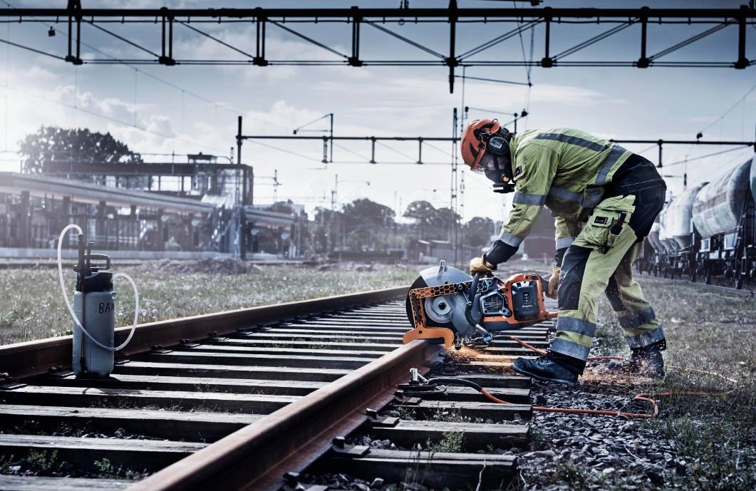 2024年英國考文垂國際租用工業(yè)展覽會回顧：Husqvarna電動化解決方案引領(lǐng)行業(yè)變革