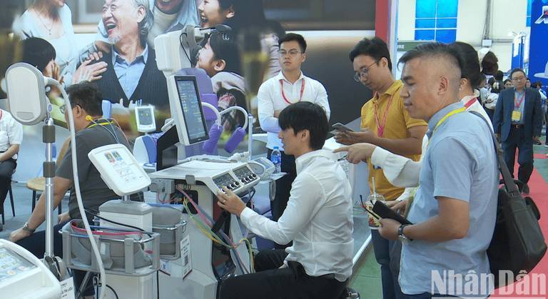 2025年越南胡志明市国际医药及医疗设备展览会：人工智能是扩大越南医疗保健价值链的关键