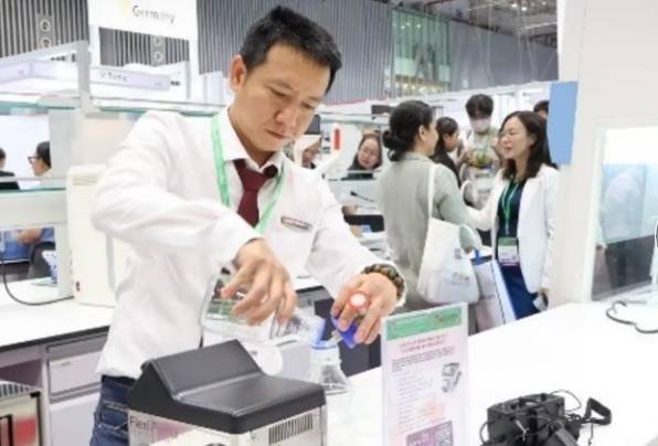2025年越南胡志明市國際醫(yī)療分析技術(shù)展覽會(huì)：參觀人數(shù)和參展商數(shù)量均創(chuàng)歷史新高