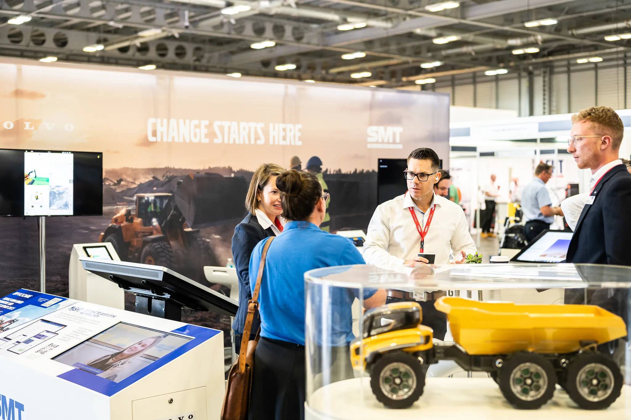 英國萊斯特郡國際工程機械展覽會：PlantWorx 2025探索建筑機械創(chuàng)新