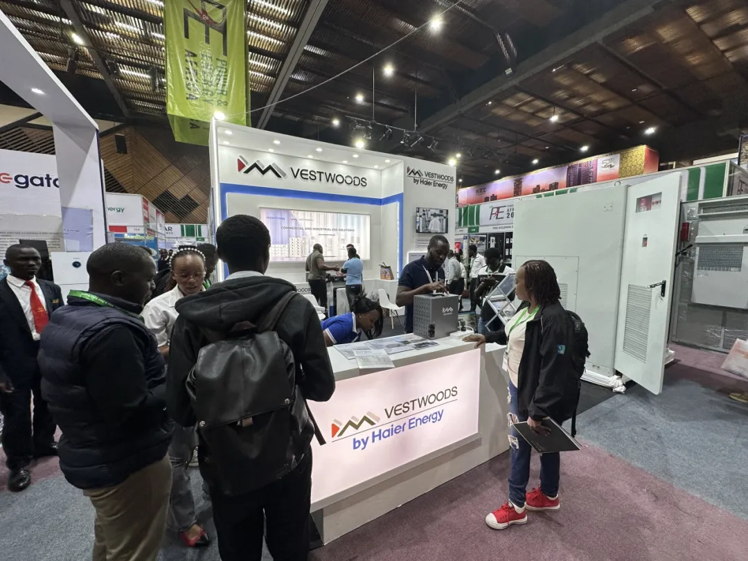 展会直击|微慕科技闪耀 Solar Africa 2025:以创新储能方案驱动非洲绿色能源转型 展会直击|微慕科技闪耀 Solar Africa 2025:以创新储能方案驱动非洲绿色能源转型