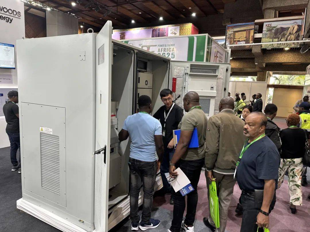 展会直击|微慕科技闪耀 Solar Africa 2025:以创新储能方案驱动非洲绿色能源转型 展会直击|微慕科技闪耀 Solar Africa 2025:以创新储能方案驱动非洲绿色能源转型