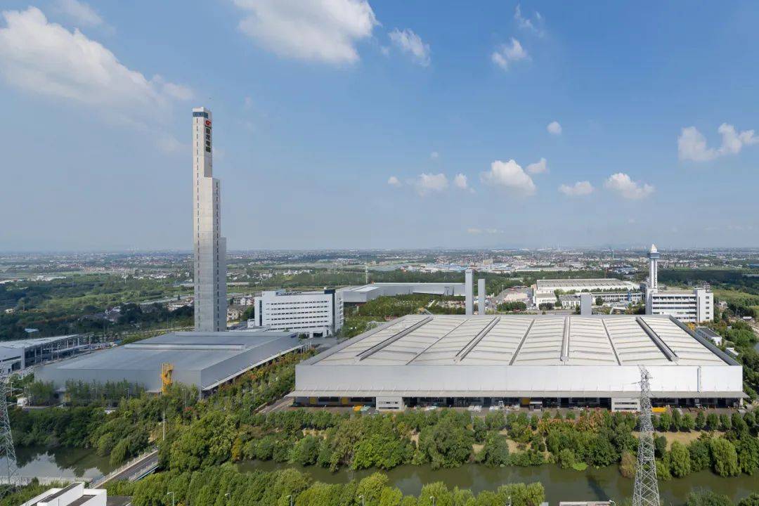 巨龍電梯亮相2025年俄羅斯國際電梯展 巨龍電梯亮相2025年俄羅斯國際電梯展