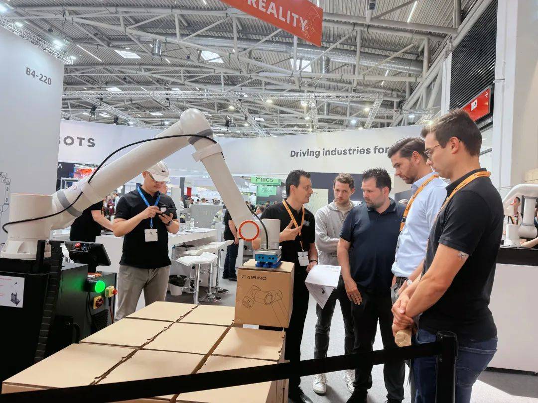 中國協(xié)作機(jī)器人智領(lǐng)歐洲！法奧 Automatica 2025展示“AI+”工業(yè) 4.0柔性智造方案