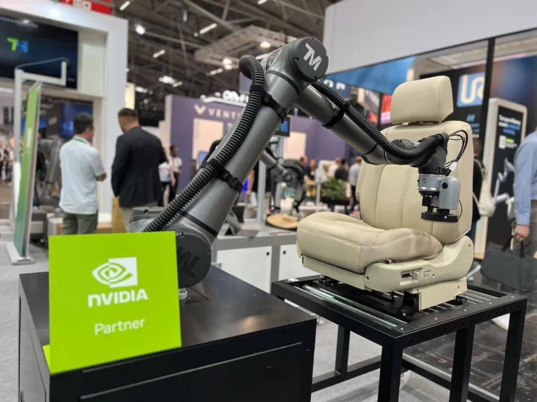十年深耕！達(dá)明機(jī)器人德國(guó)Automatica 2025 全景展示三大AI協(xié)作應(yīng)用，引領(lǐng)智造未來。