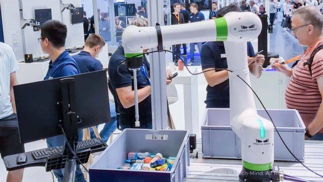 慕尼黑automatica 2025 | 梅卡曼德第三次亮相全球頂級自動化展，展出多項前沿具身智能技術(shù)及應(yīng)用
