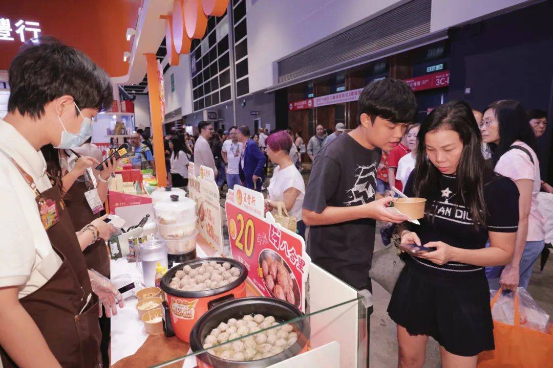美食博览2025盛大开幕！五丰行以优质产品和精彩活动引爆首日现场