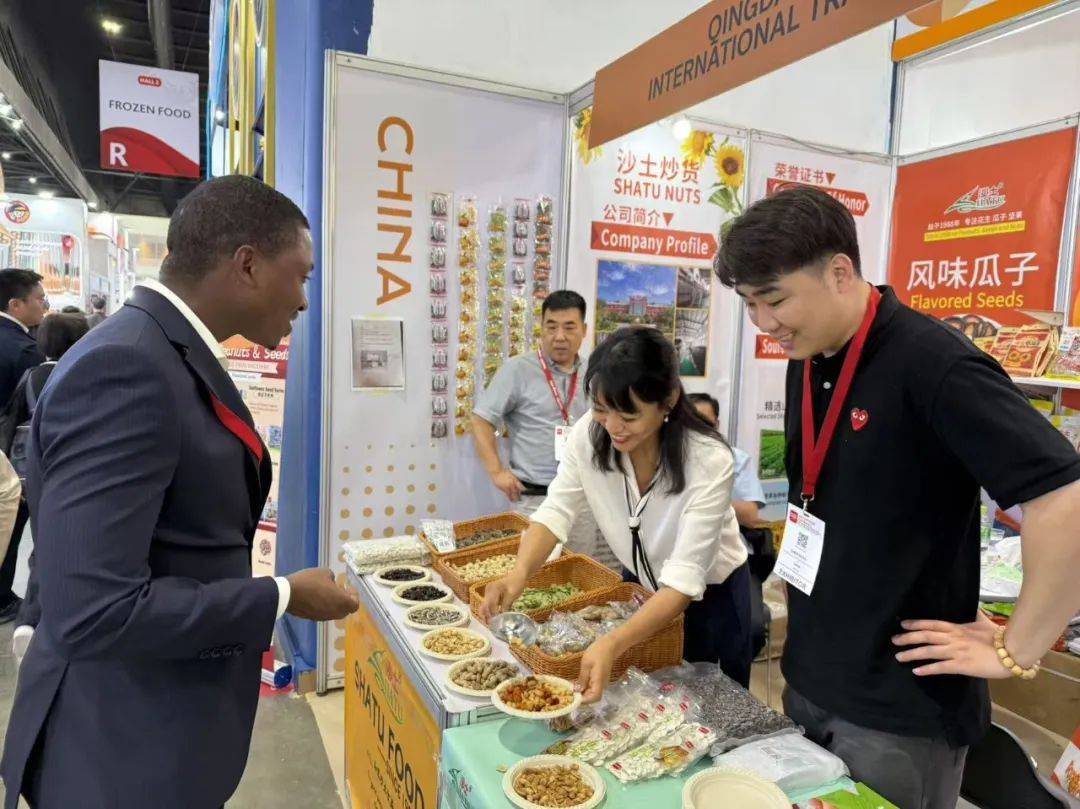 沙土镇企业亮相2025年泰国国际食品展,拓展海外市场新机遇! 沙土镇企业亮相2025年泰国国际食品展,拓展海外市场新机遇!