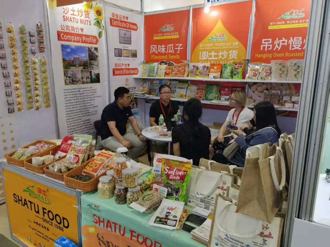 沙土镇企业亮相2025年泰国国际食品展,拓展海外市场新机遇! 沙土镇企业亮相2025年泰国国际食品展,拓展海外市场新机遇!